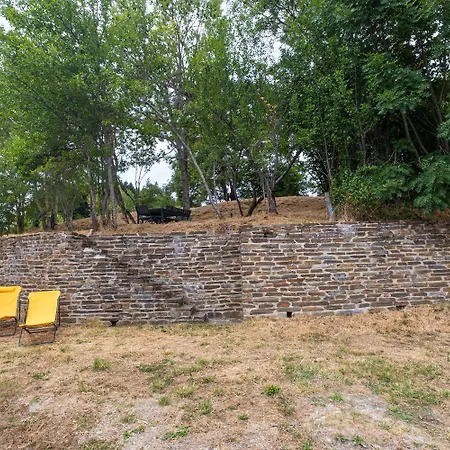 Ensemble Maison Et Grange Dom wakacyjny *