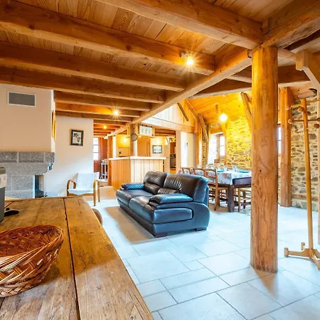 Dom wakacyjny Ensemble Maison Et Grange
