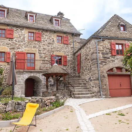 Ensemble Maison Et Grange *